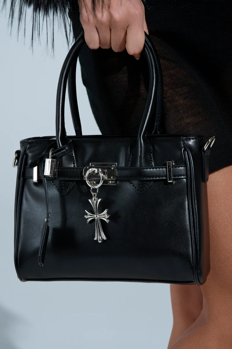CROSS MY HEART TOTE - Image 4