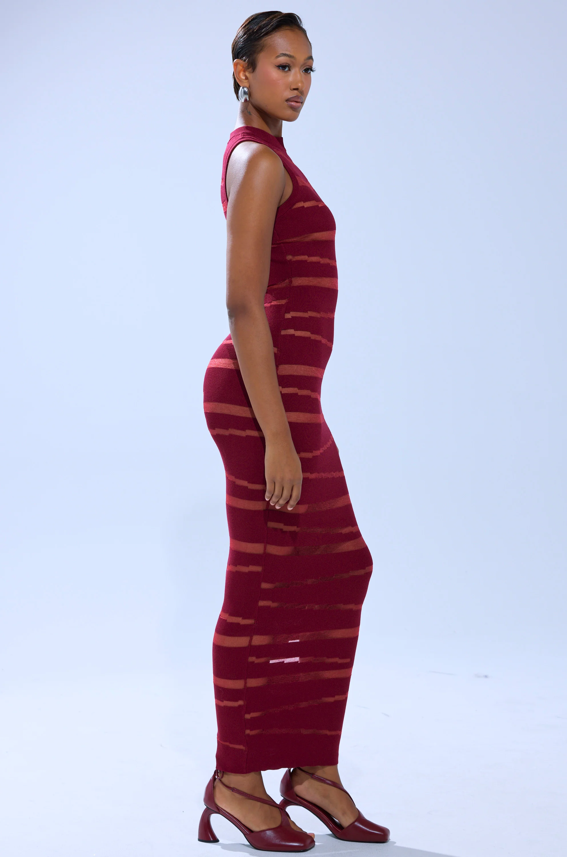 CUT IT OUT SLEEVELESS KNIT MAXI DRESS IN BURGUNDY - Image 3