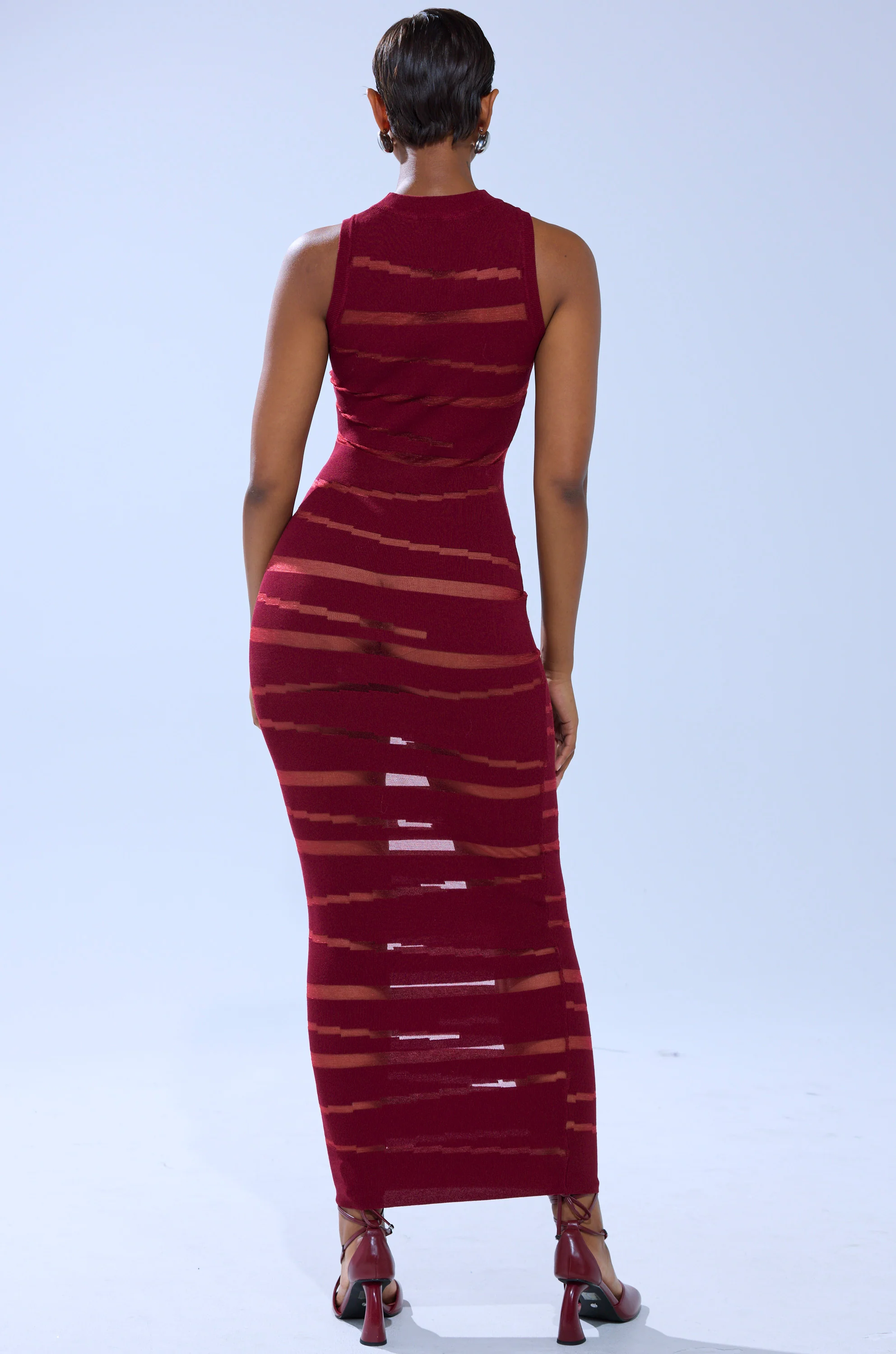 CUT IT OUT SLEEVELESS KNIT MAXI DRESS IN BURGUNDY - Image 4