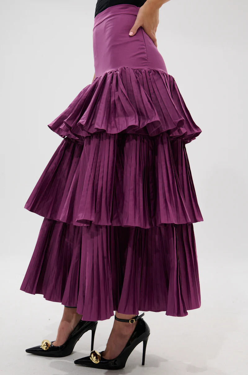 DANCE AROUND WITH ME PLEATED MAXI SKIRT IN PLUM - Image 3