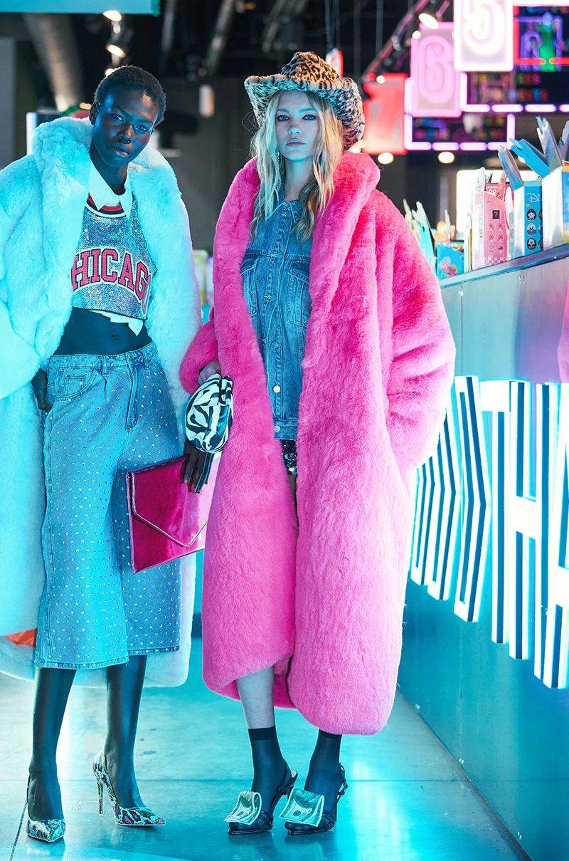 DAYANNE FAUX FUR TRENCH IN FUCHSIA - Image 2