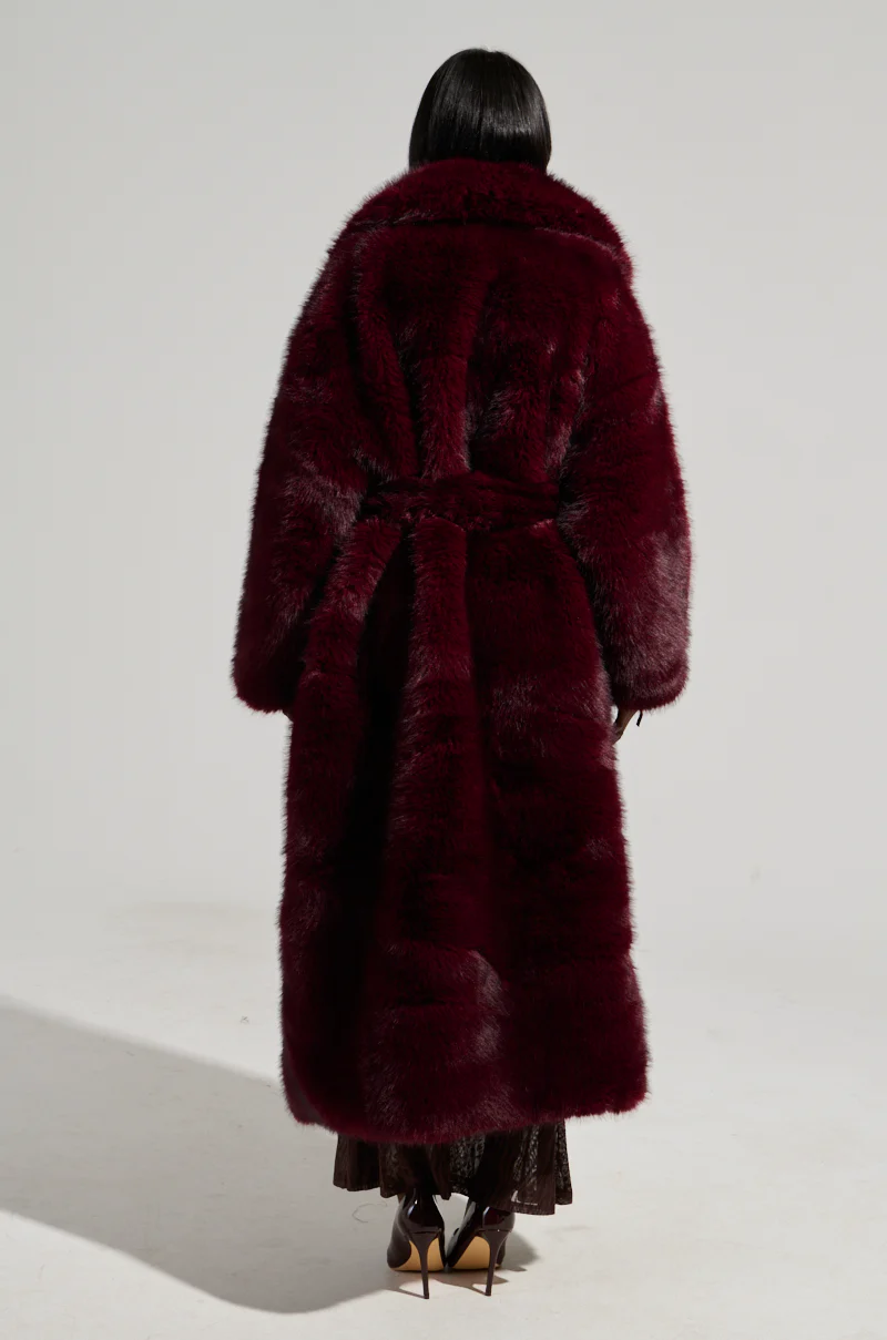 DAYANNE FAUX FUR TRENCH IN WINE - Image 5