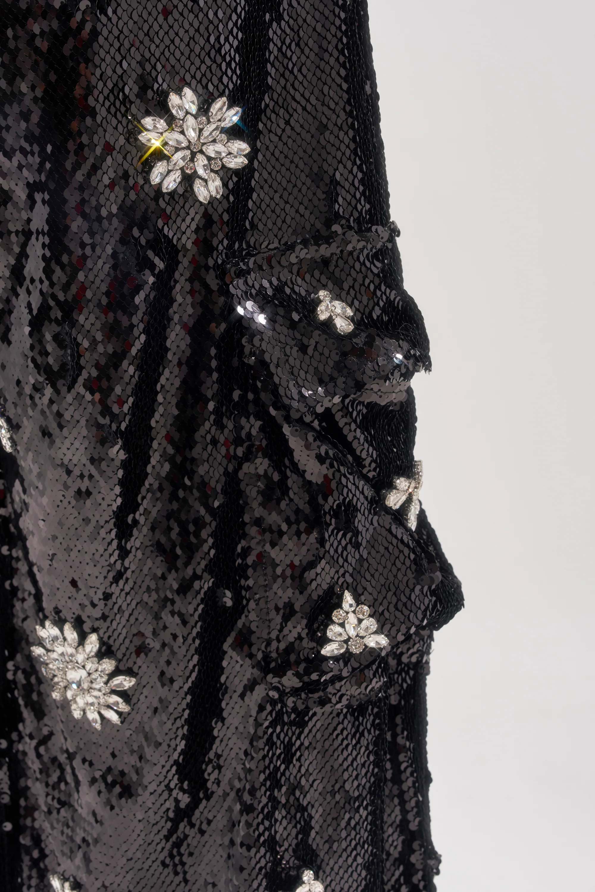 DAZZLING HOLIDAY SEQUIN WIDE LEG CARGO PANT - Image 8