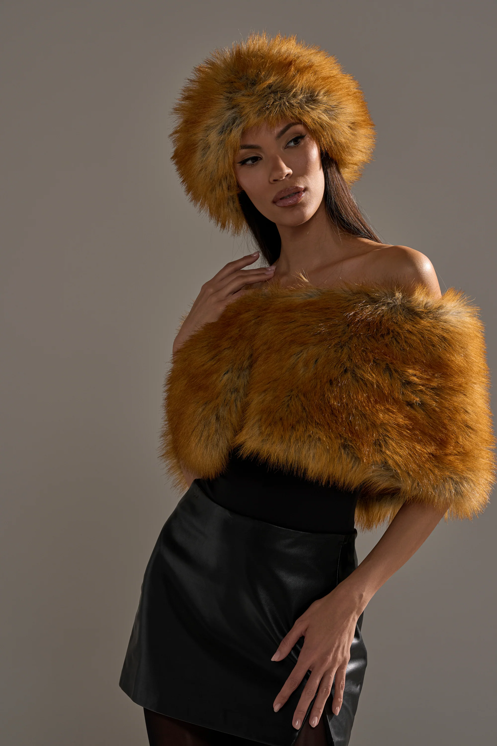 REALLY LIKE THAT FAUX FUR SHAWL - Image 2