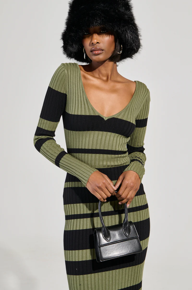 DESTINATIONS SWEATER DRESS - Image 6
