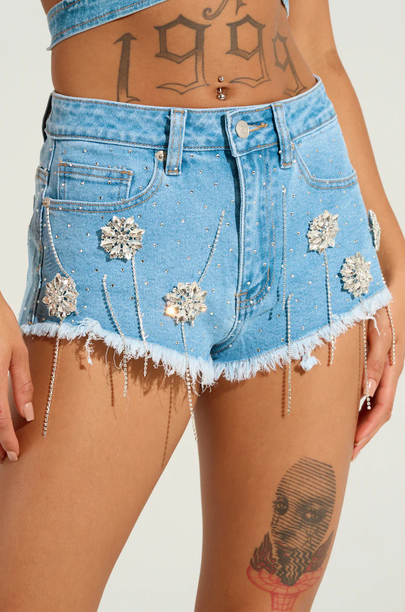 DIVALICIOUS DENIM MINI SHORT - Image 7