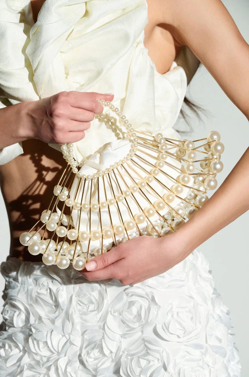 DIVINE DREAMS PEARL PURSE - Image 7