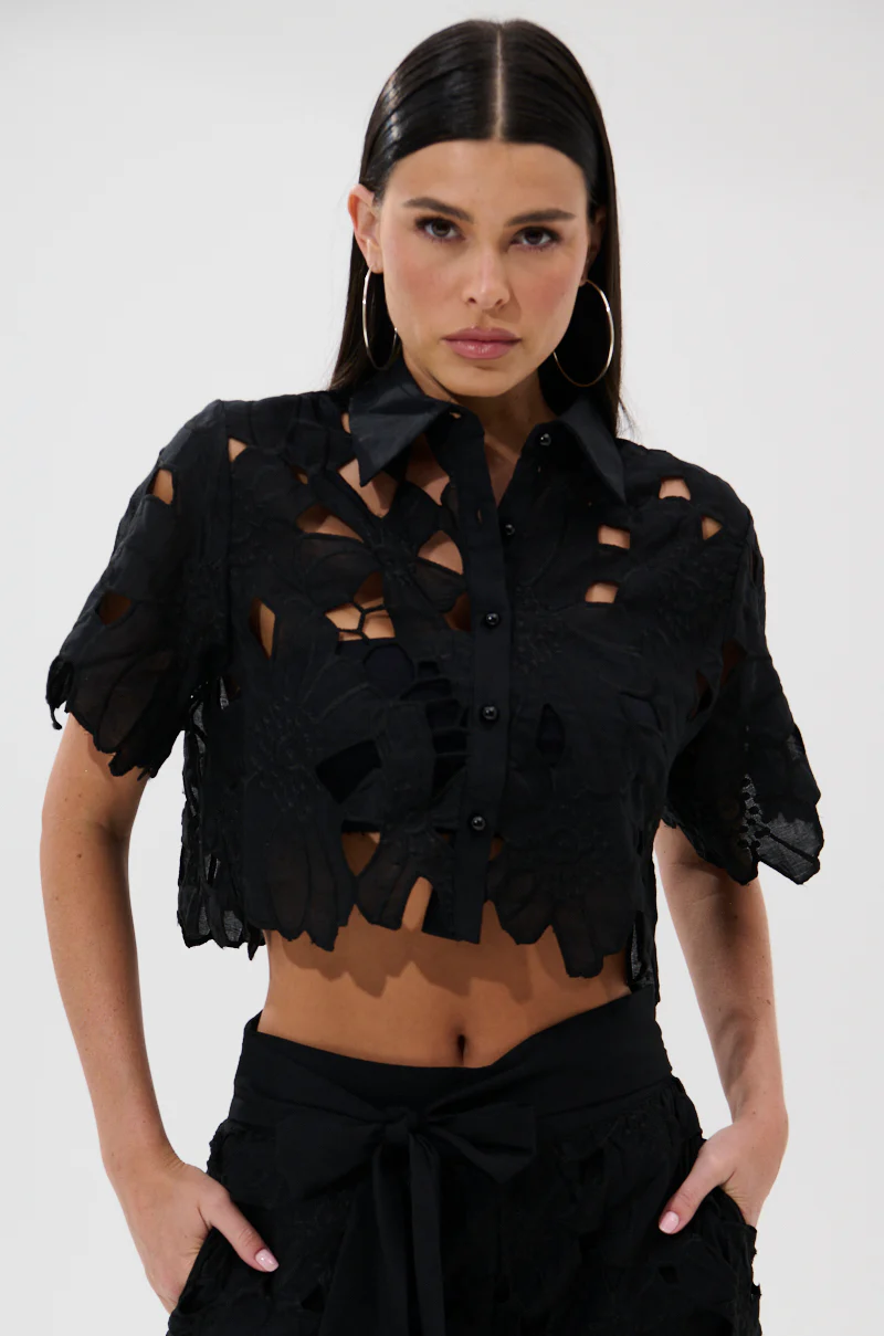 DOLLY FLORAL BUTTON DOWN BLOUSE - Image 2