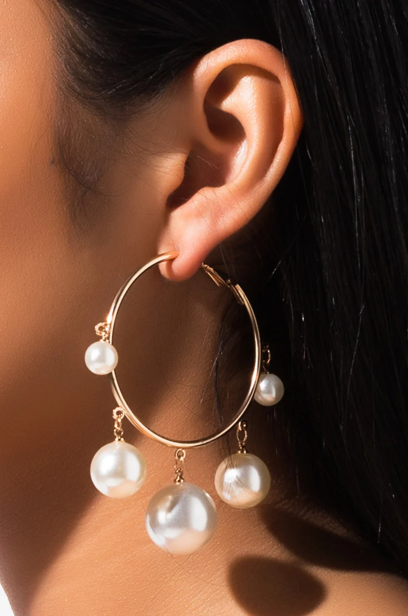 DOMINICANA PEARL HOOP EARRING - Image 2