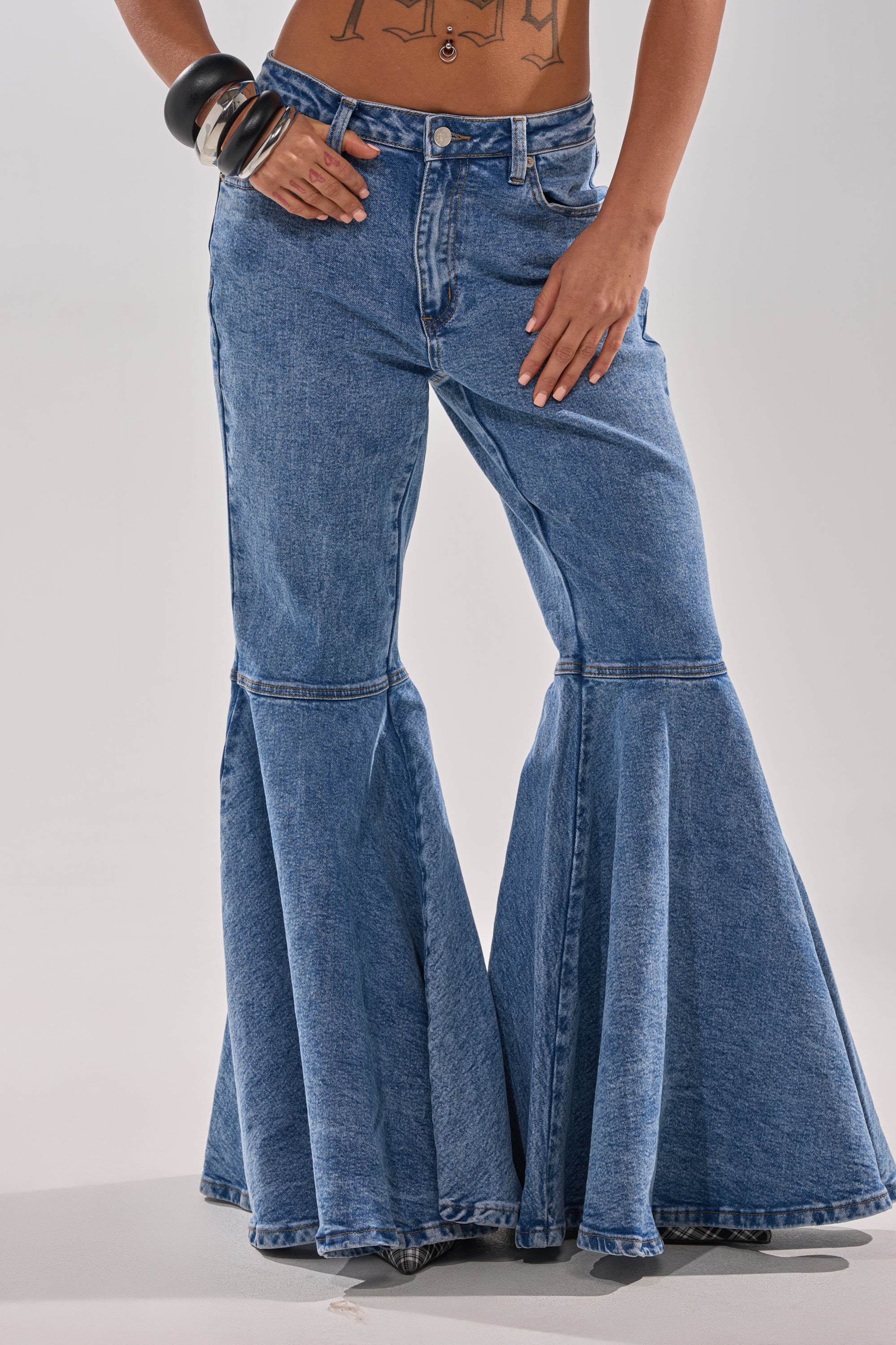 DONT PLAY WITH MY HEART BELL BOTTOM DENIM - Image 4