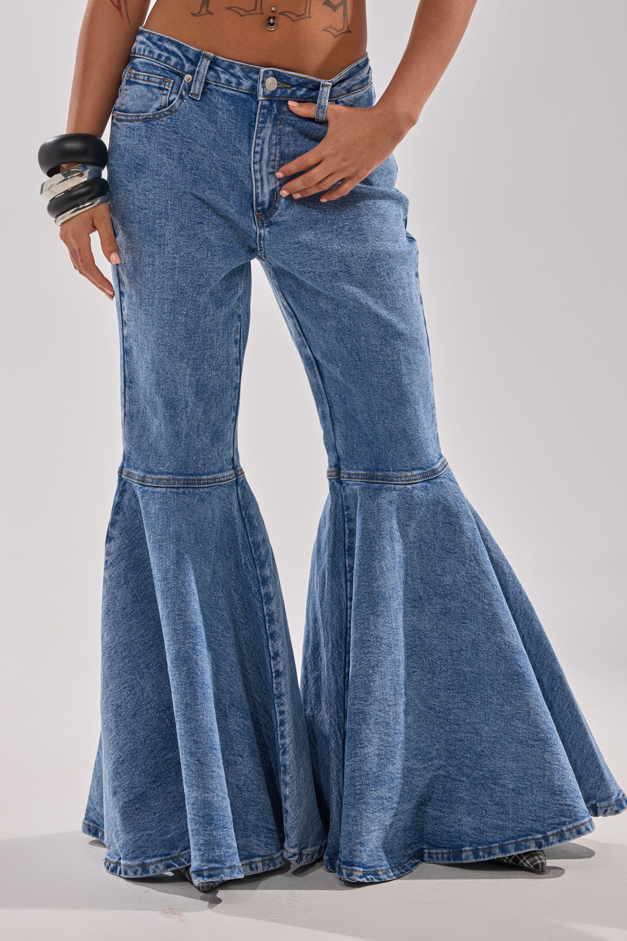DONT PLAY WITH MY HEART BELL BOTTOM DENIM - Image 5