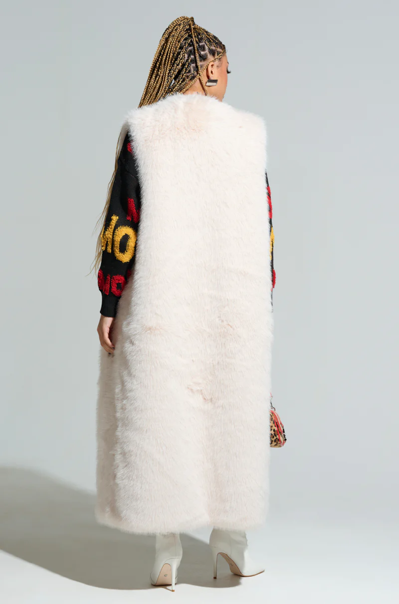 DOWN TIME FAUX FUR VEST - Image 4