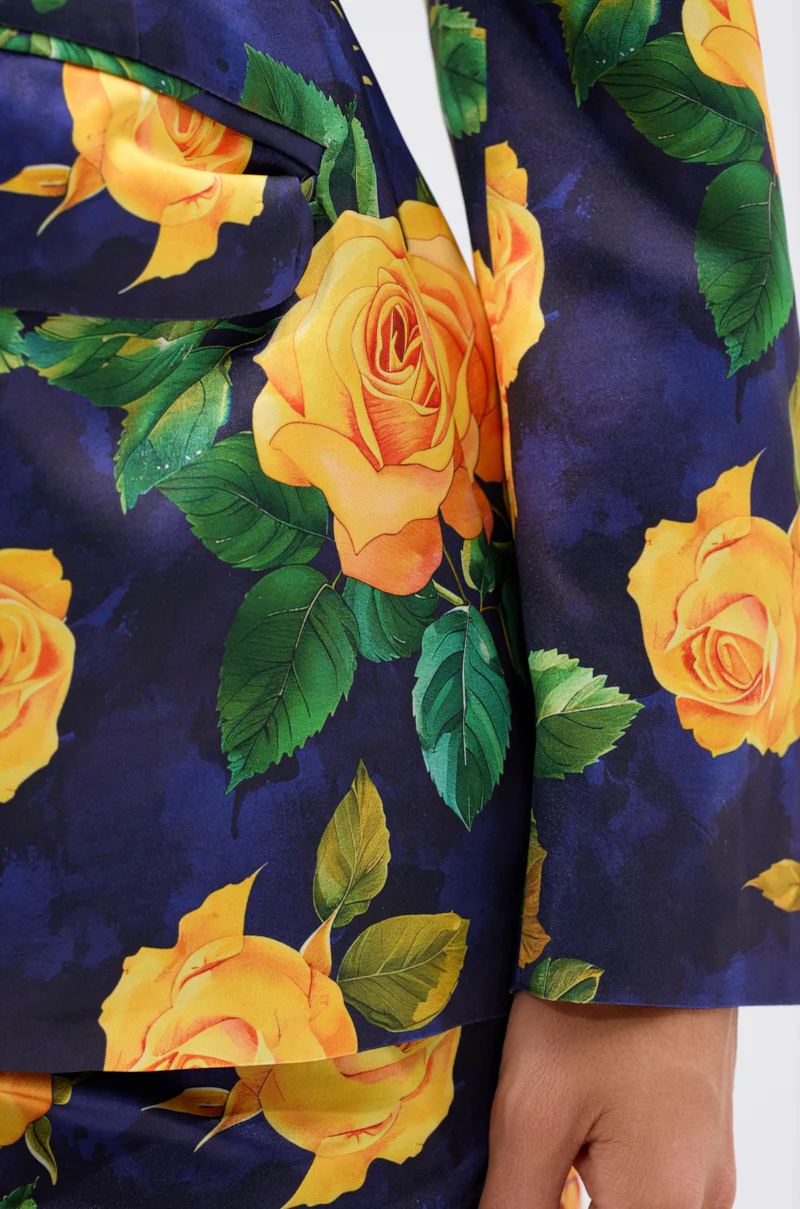 DOZEN ROSES SATIN BLAZER IN NAVY - Image 7
