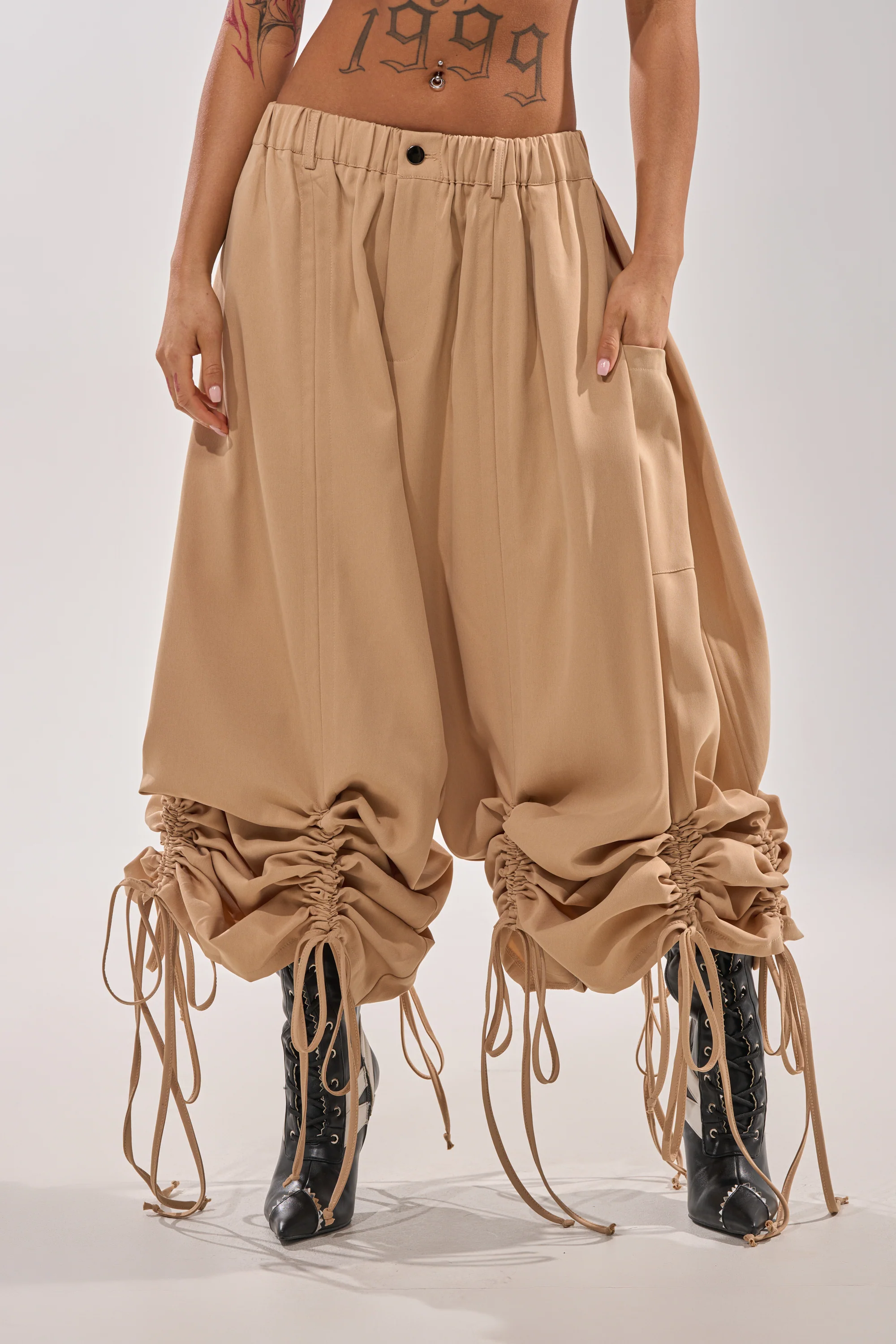 DRAMA RUCHED JOGGER IN KHAKI - Image 2
