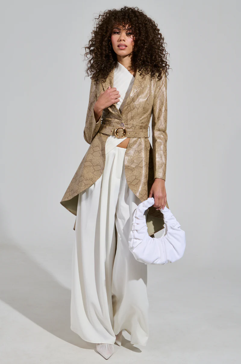 DREAM OF LOVE TRENCH - Image 3