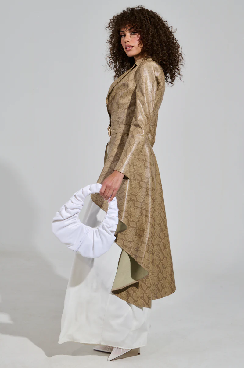 DREAM OF LOVE TRENCH - Image 5