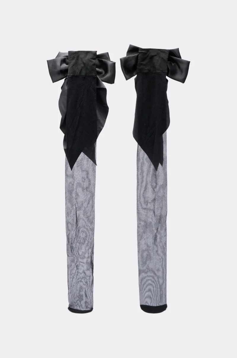 DRESS ME UP BOW STOCKINGS - Image 4
