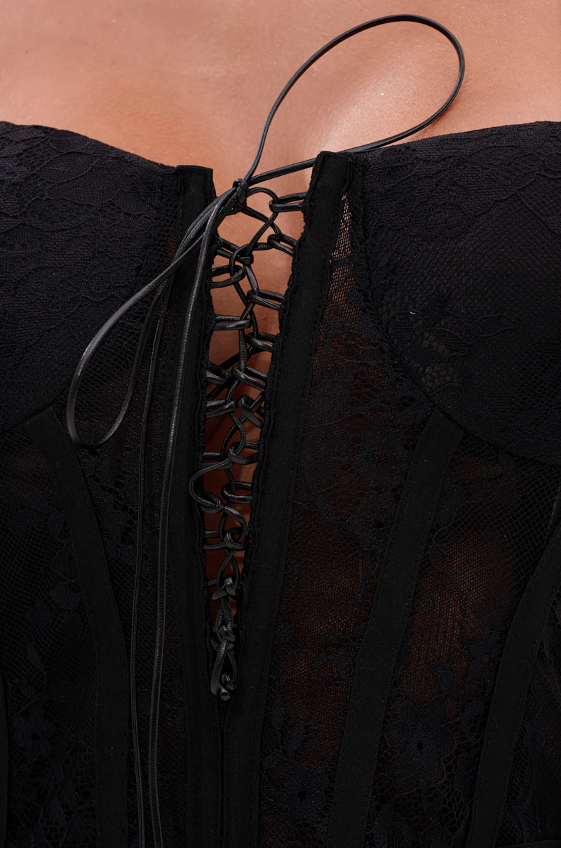 DRESSED TO IMPRESS LACE CORSET - Image 7