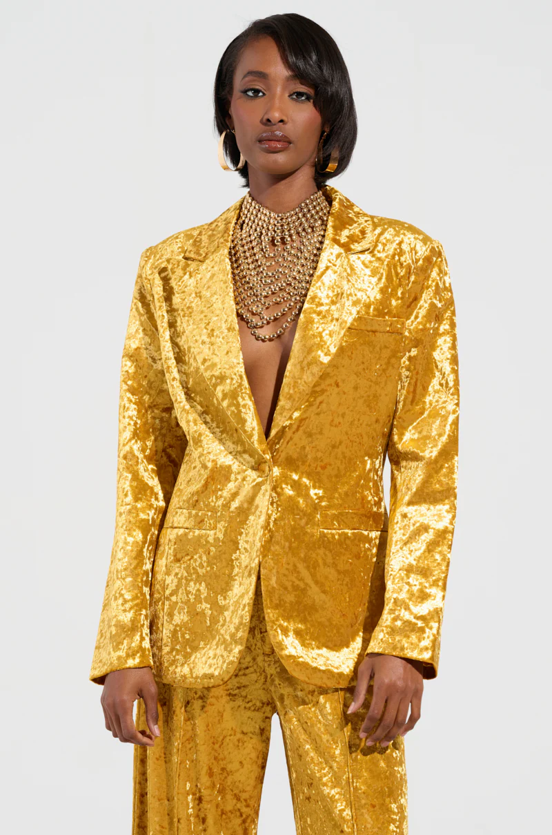 DRIPPING IN GOLD CRUSHED VELVET BLAZER - Image 3