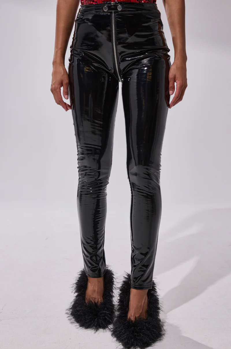 DROP IT LIKE ITS HOT VINYL LEGGING WITH ZIPPER - Image 4
