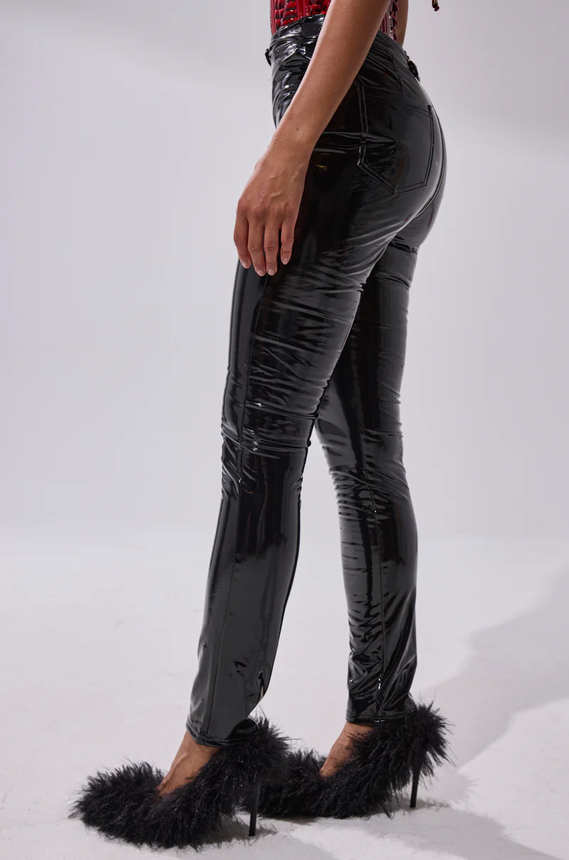 DROP IT LIKE ITS HOT VINYL LEGGING WITH ZIPPER - Image 5