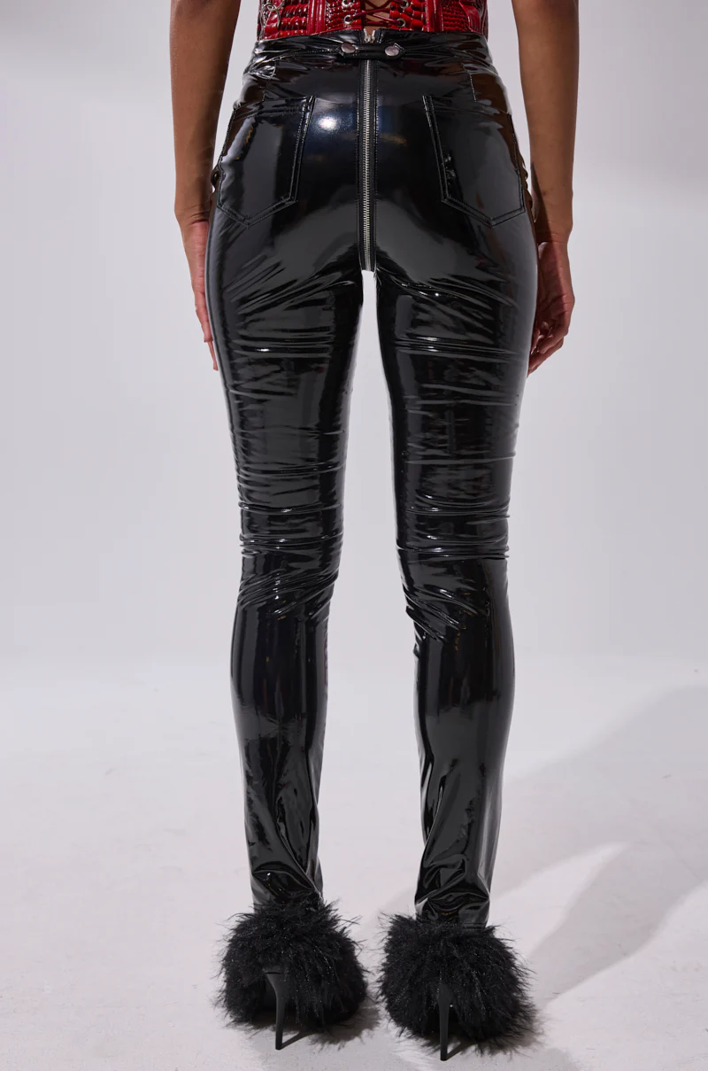 DROP IT LIKE ITS HOT VINYL LEGGING WITH ZIPPER - Image 6