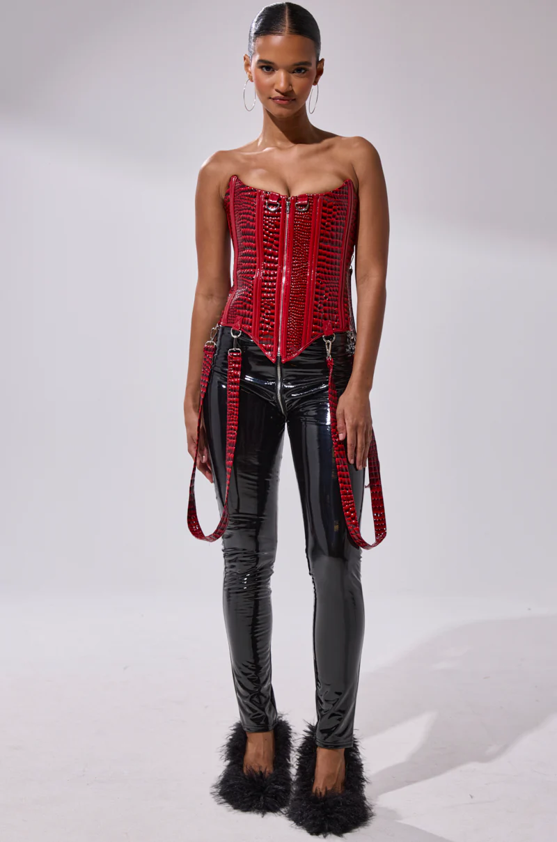 DROP IT LIKE ITS HOT VINYL LEGGING WITH ZIPPER - Image 8