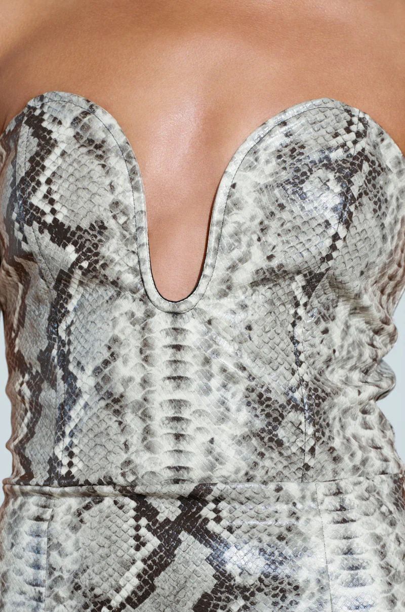 DROP IT LOW SNAKE MIDI DRESS - Image 8