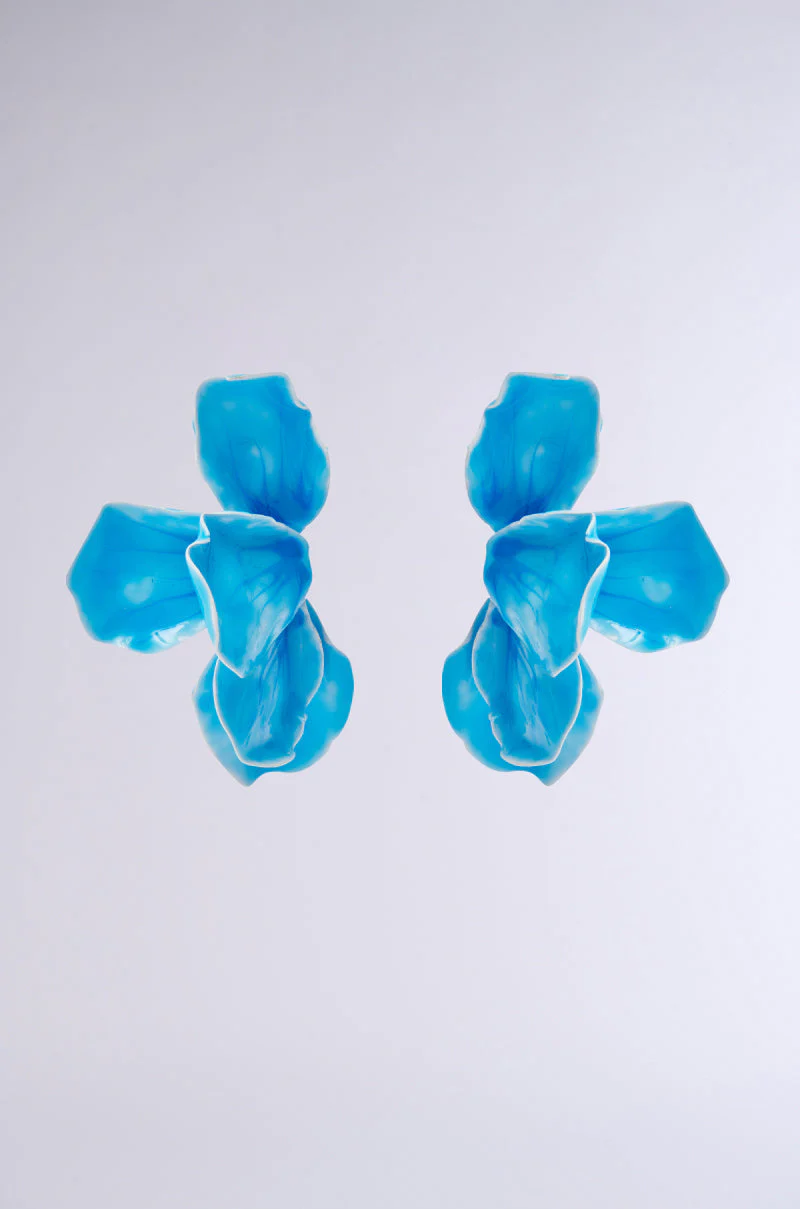 NO BLUES EARRING