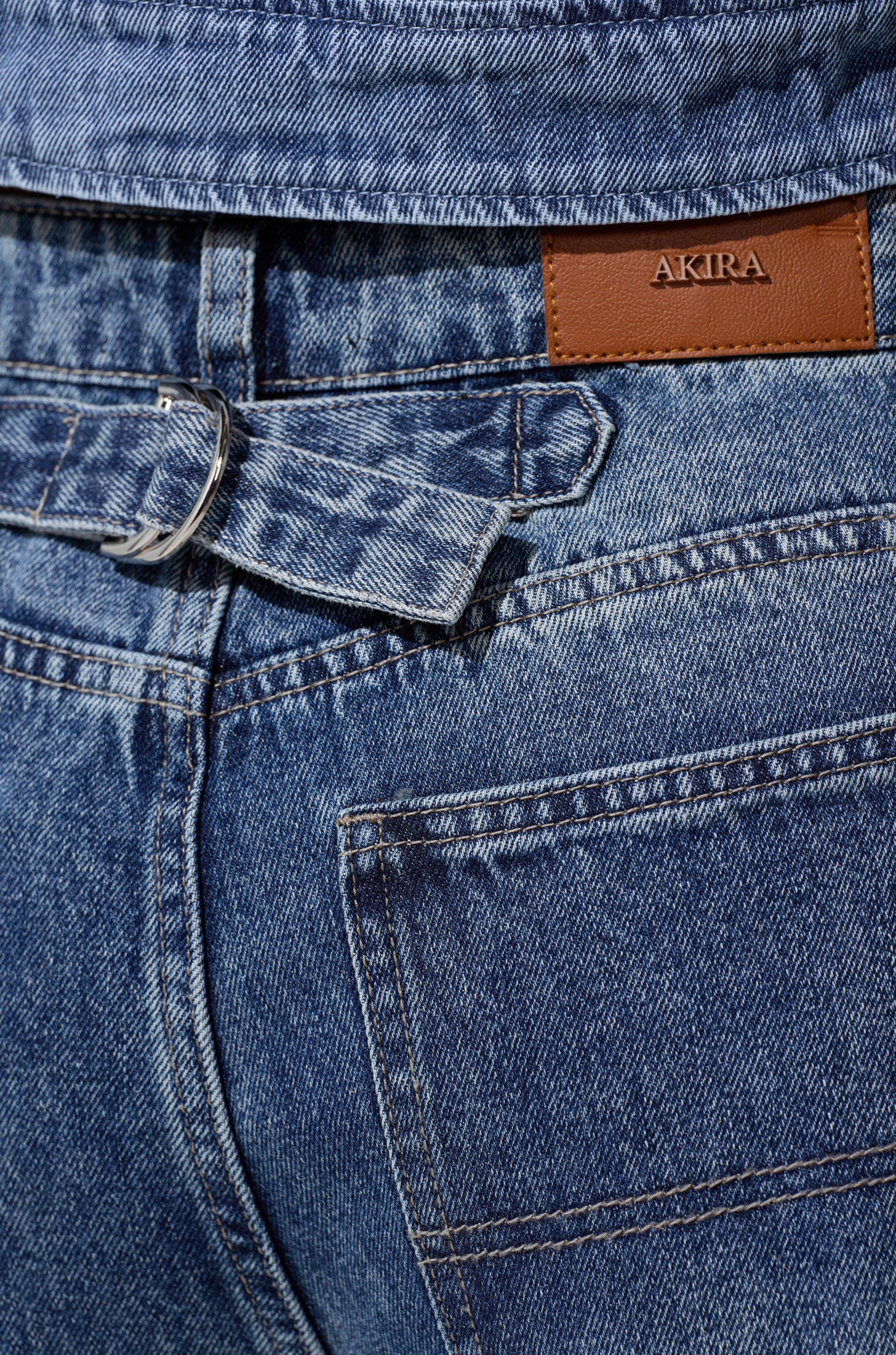 EASILY DISTRESSED DENIM - Image 7