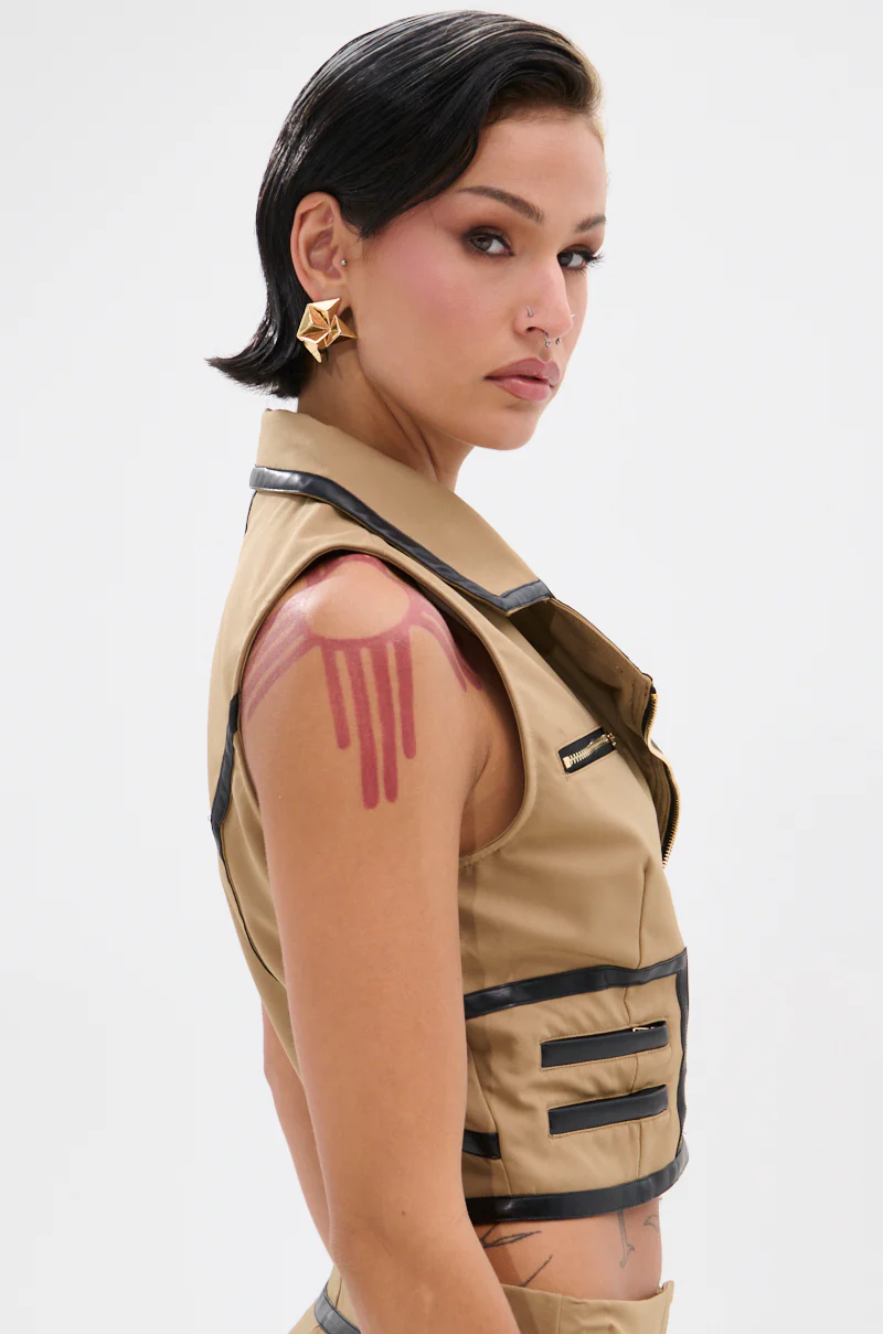 EAST HAMPTON VEST IN BROWN - Image 4
