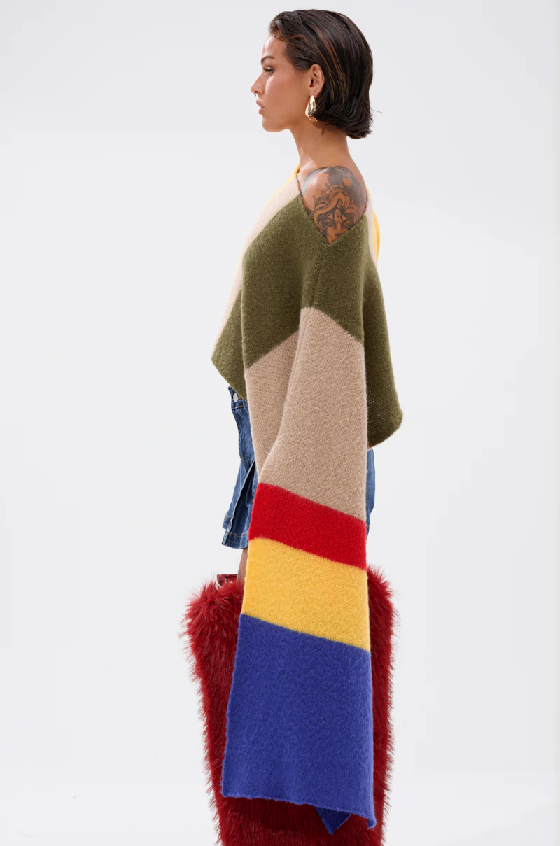 EASY LOVER CROP ABSTRACT SWEATER - Image 3