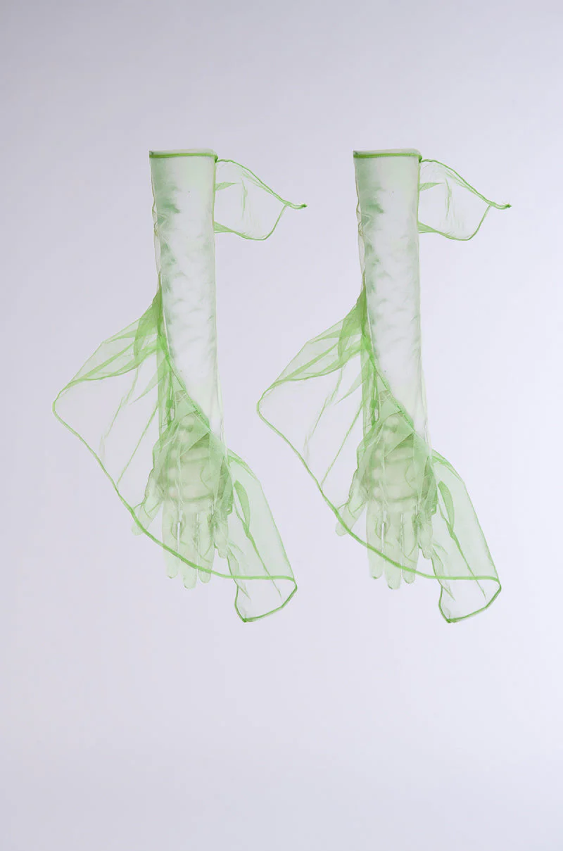 ELEGANCE RUFFLE GLOVES IN LIME - Image 3