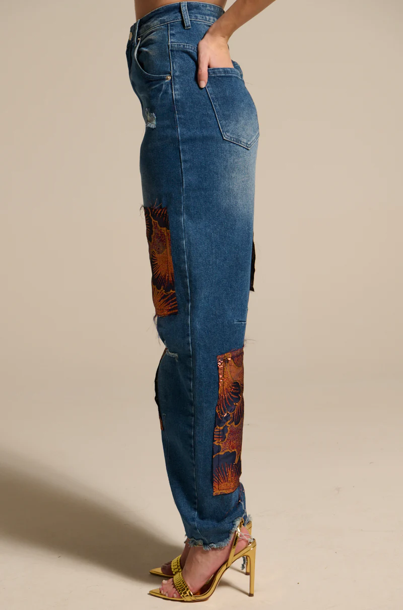 ELEGANT VIBES BROCADE PATCH RELAXED DENIM - Image 6