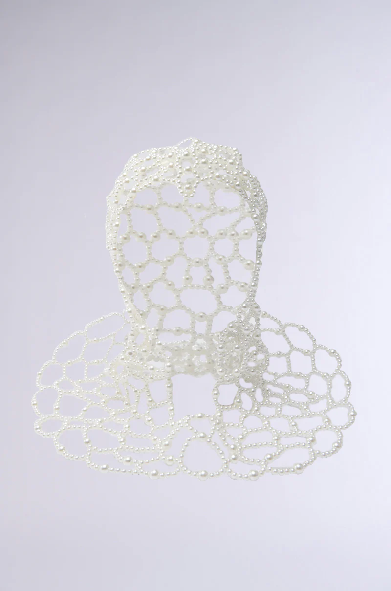 ELEGANT VIBES PEARL HEADPIECE - Image 5