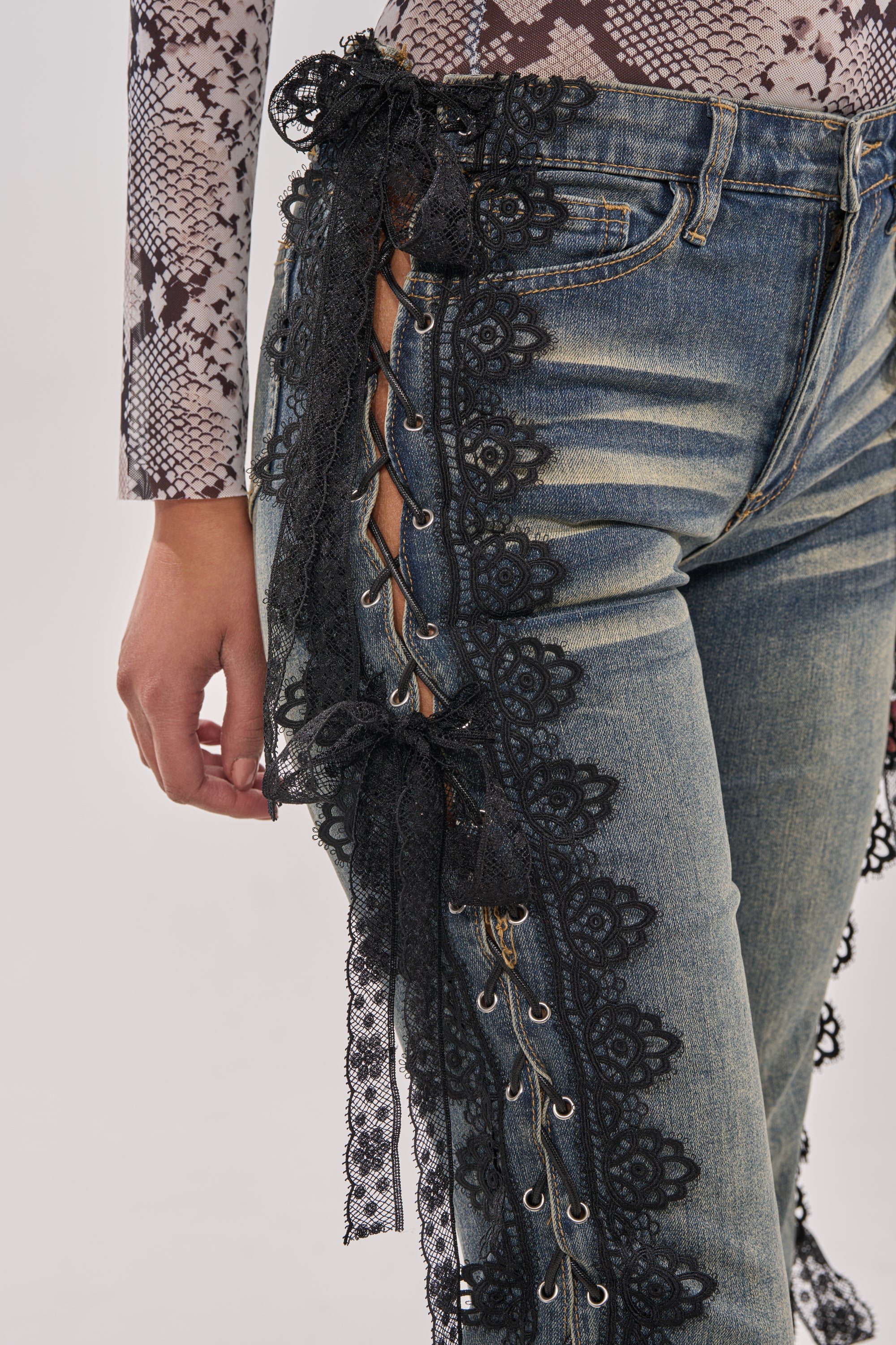 ELIJAH FLARE LACE DENIM - Image 9