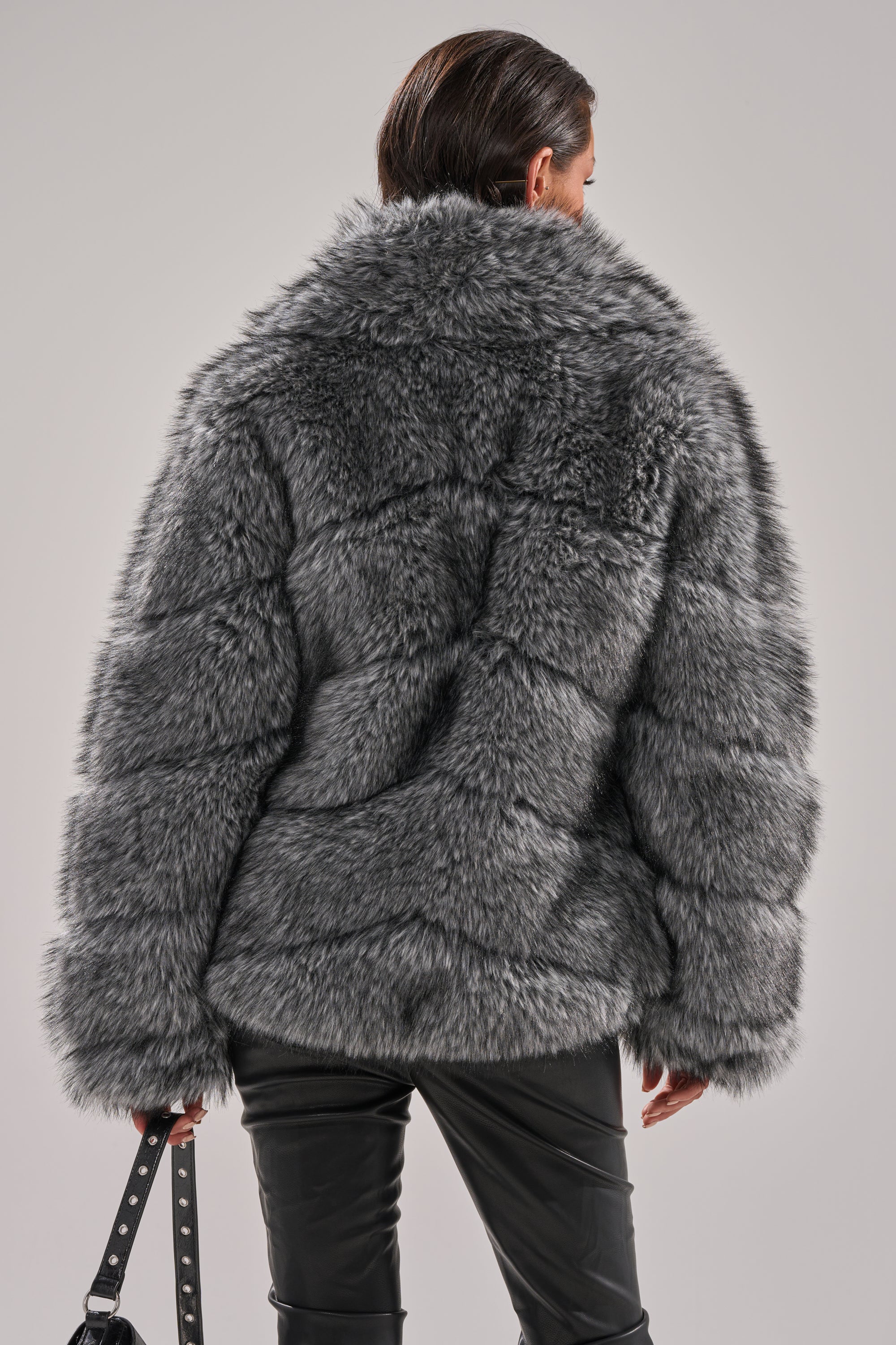 ELIXIR PANELED FAUX FUR IN GREY - Image 6