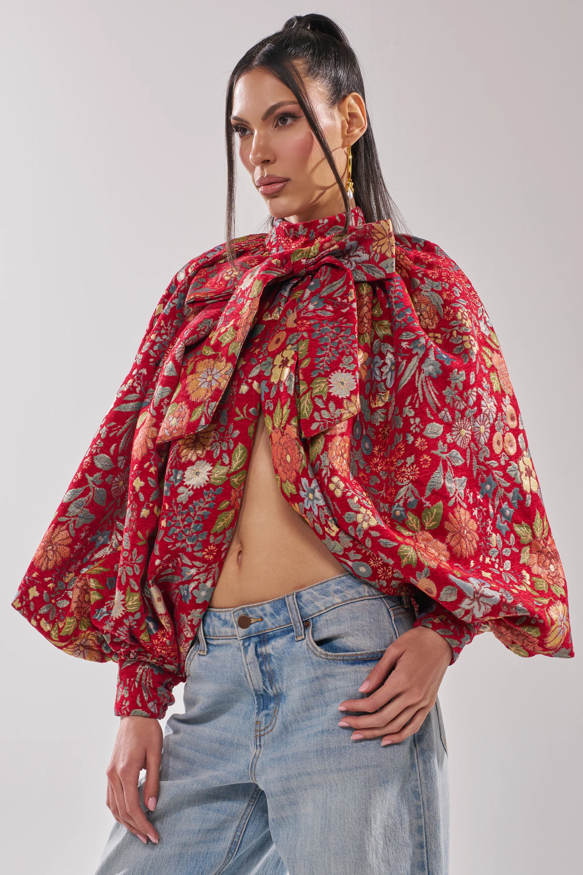 ETHEREAL FLORAL PUFF SLEEVE BROCADE TOP - Image 3