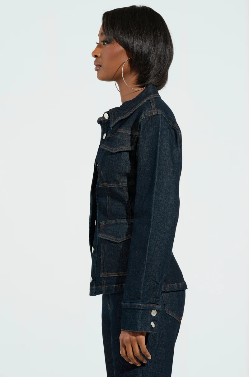 EVERYDAY LIVIN' DENIM BUTTON DOWN SHIRT - Image 3