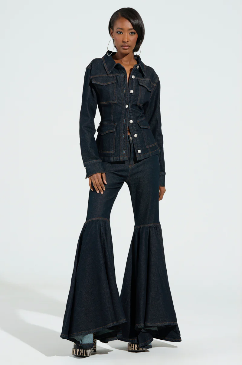 EVERYDAY LIVIN' DENIM BUTTON DOWN SHIRT - Image 6