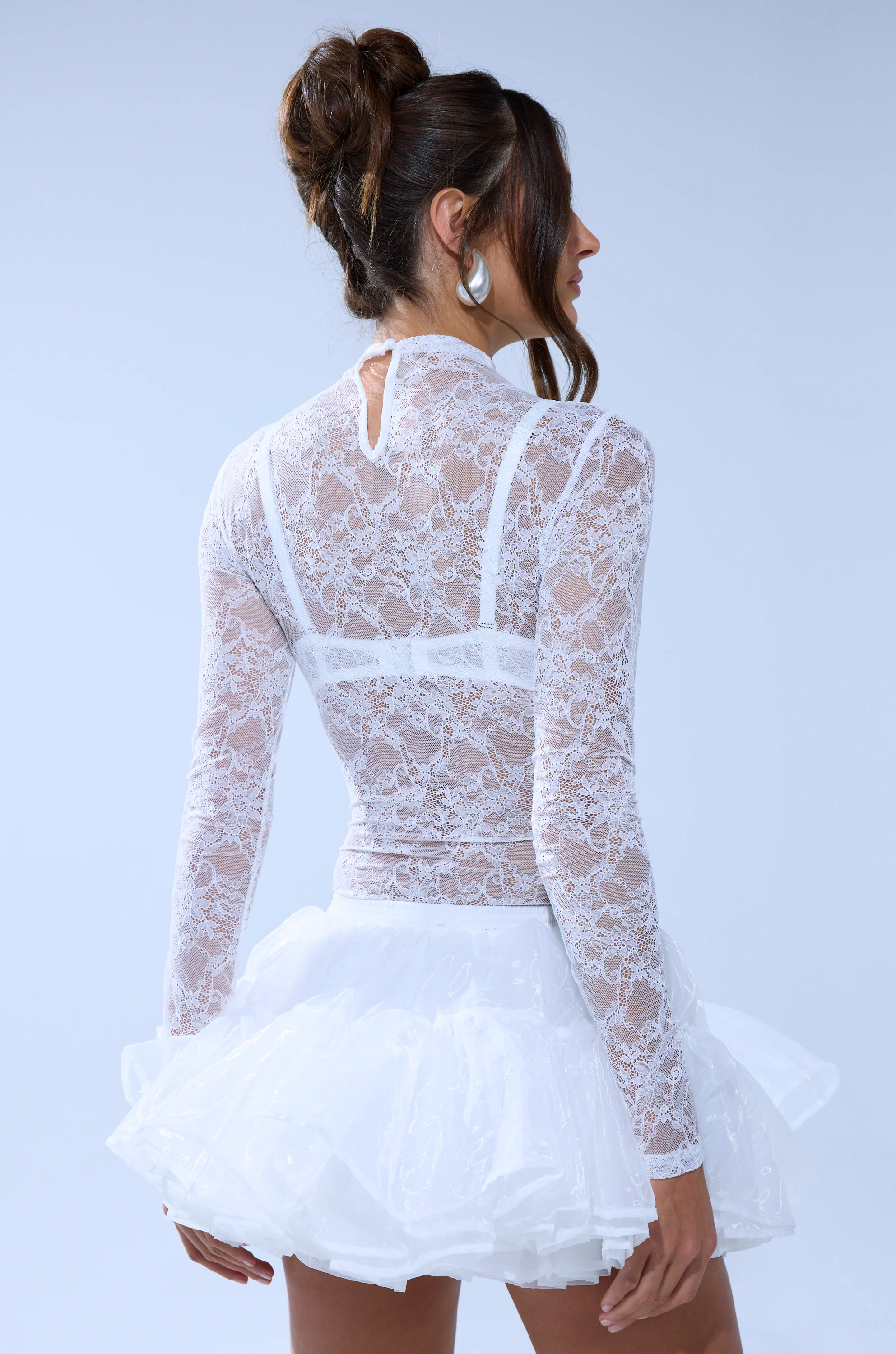 EVERYDAY MOCK NECK LACE BODYSUIT IN WHITE - Image 5