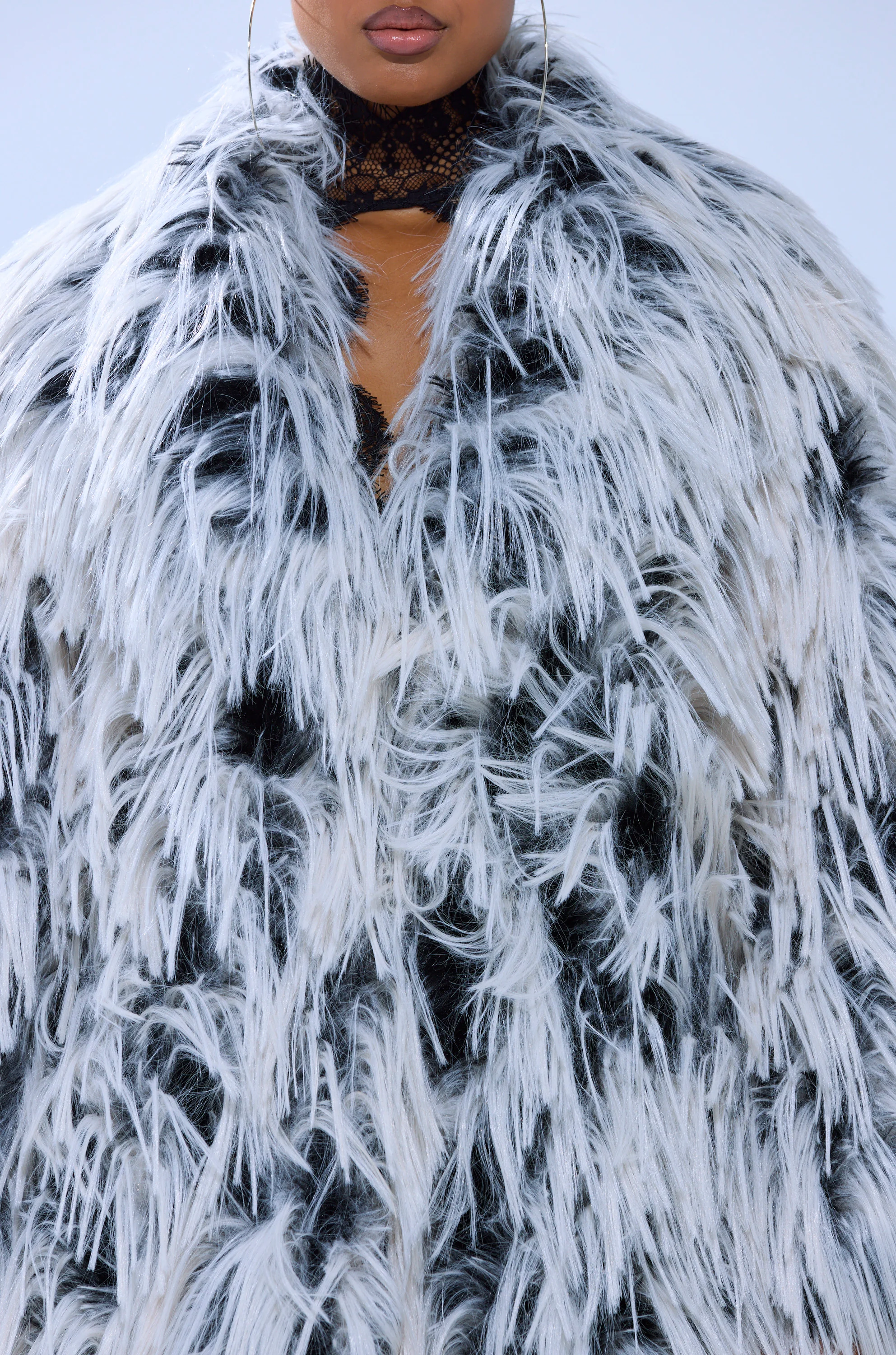 EXPENSIVE TASTE FAUX FUR - Image 10