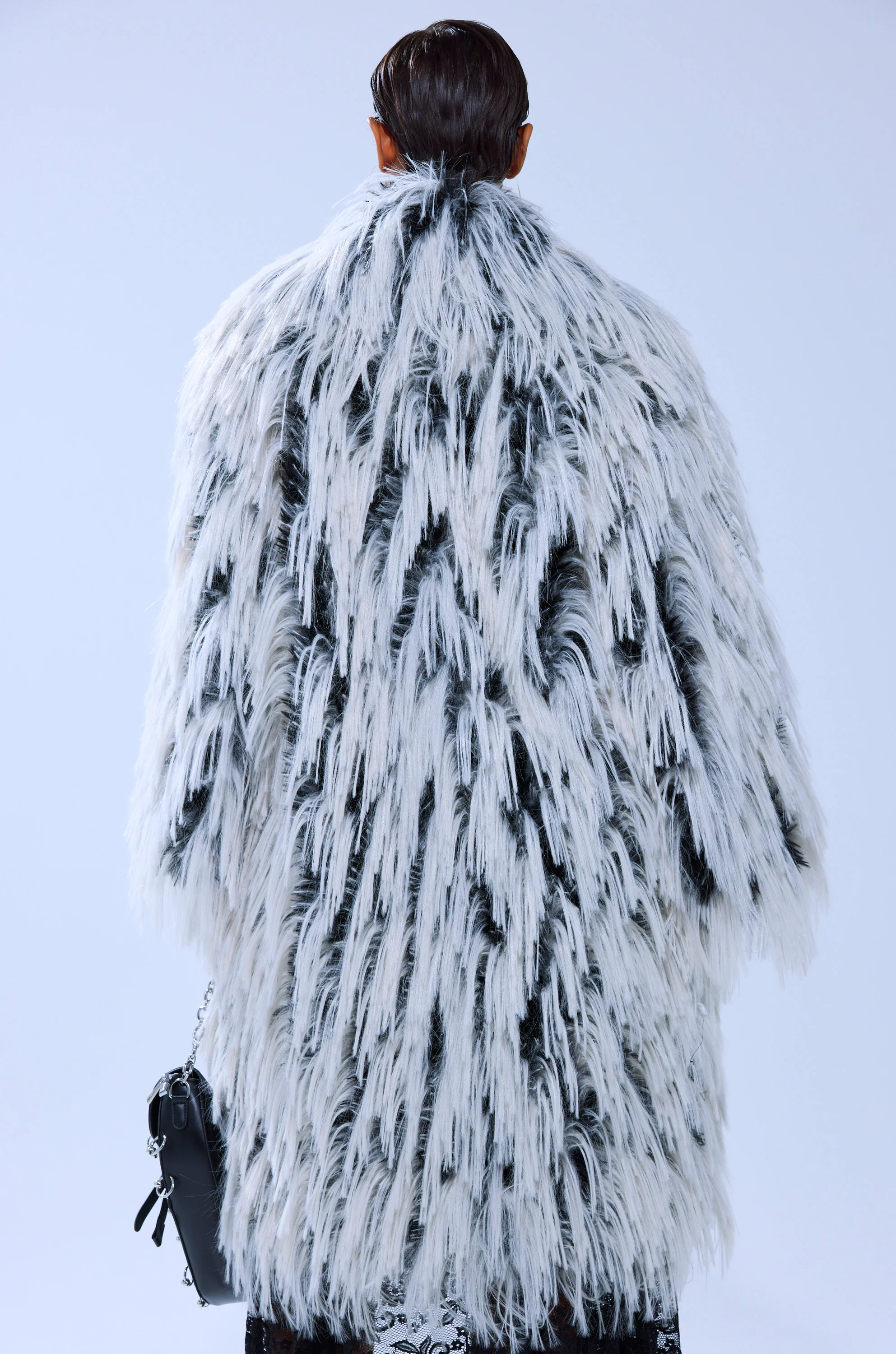 EXPENSIVE TASTE FAUX FUR - Image 7