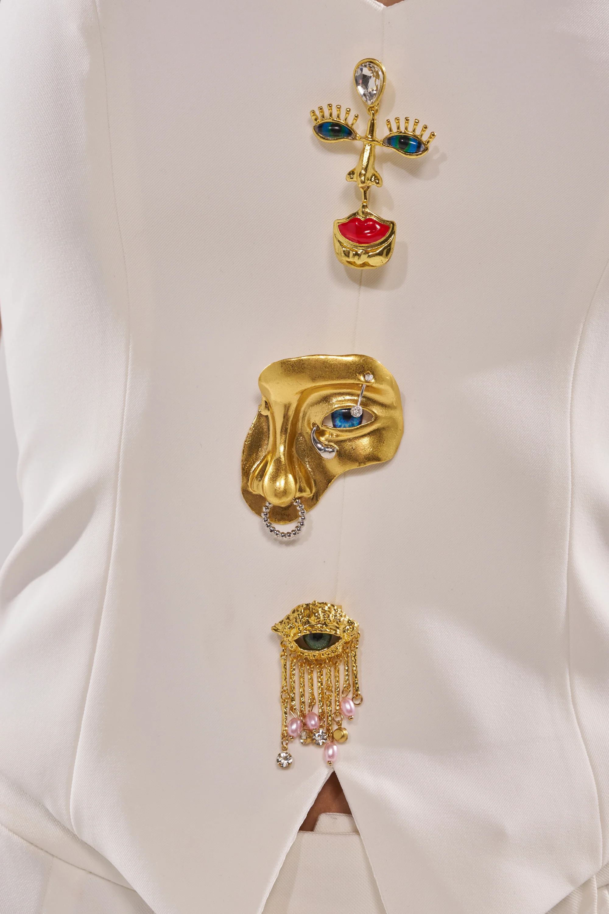 EYE GOT MY EYES ON YOU PIN DETAIL CORSET TOP - Image 8