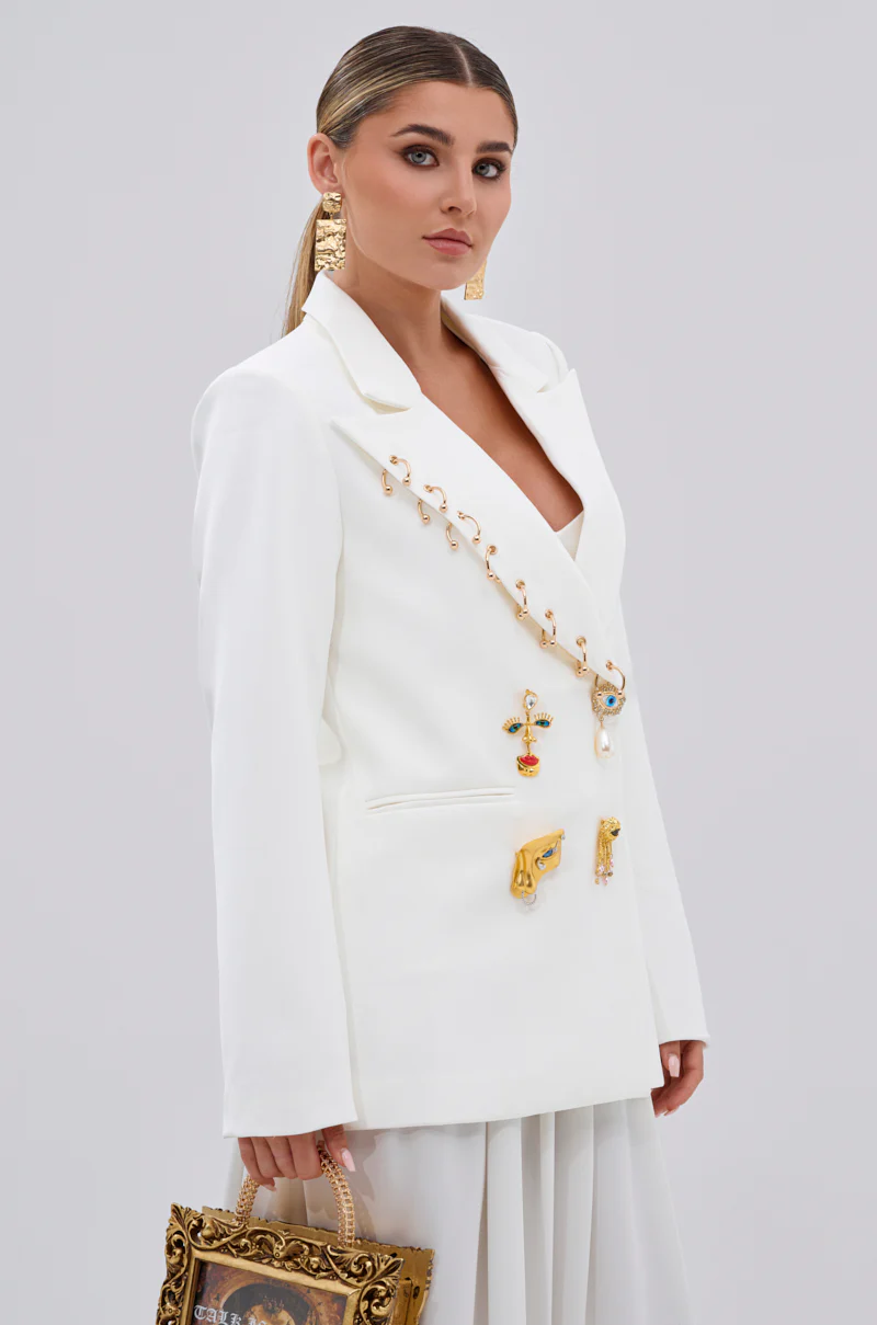 EYE GOT MY EYES ON YOU PIN DETAIL TAILORED BLAZER - Image 4