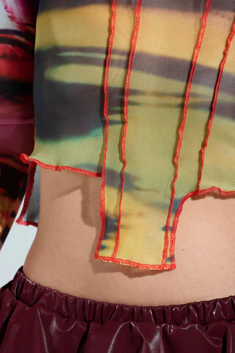 EYES ON ME SHEER PRINTED TOP - Image 8