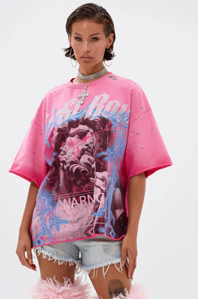 FIRST ROW FADE INTO BLACK OVERSIZED TEE