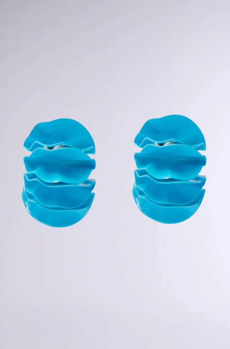 FANNED OUT EARRING - Image 4