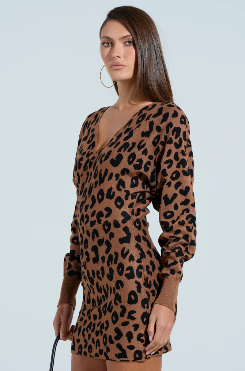 FAR FROM CASUAL PRINTED SWEATER DRESS - Image 3