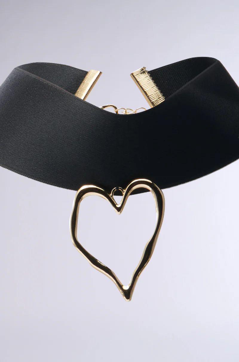 FEEL THE LOVE CHOKER NECKLACE - Image 3